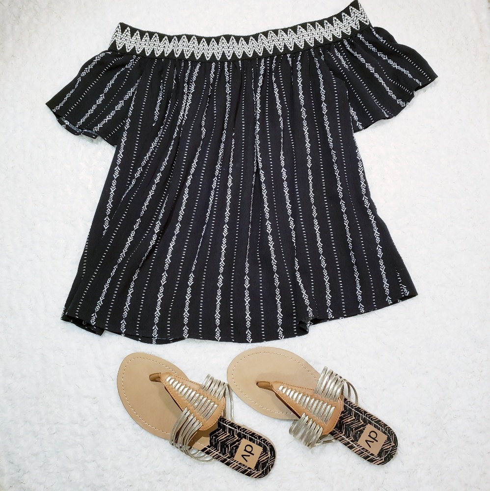 Off The Shoulder Black and White Top